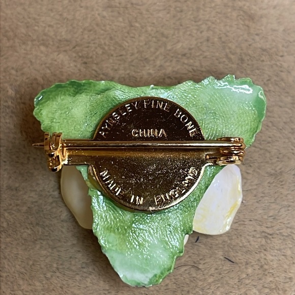 Vintage Bone China Lfower Brooch - Picture 5 of 7